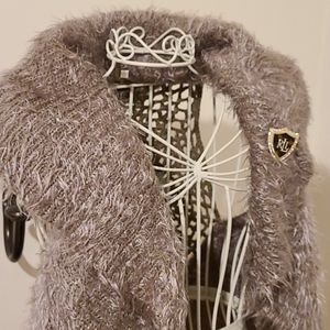 Lovely vintage fluffy shrug